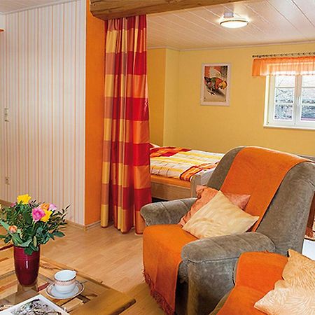 Ferienwohnung, 30 Qm Friedewald  エクステリア 写真
